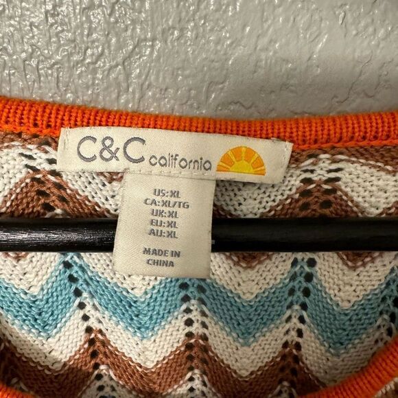 C&C California Chevron Knit Dress/Swim Coverup Women's Size  L - Picture 3 of 3